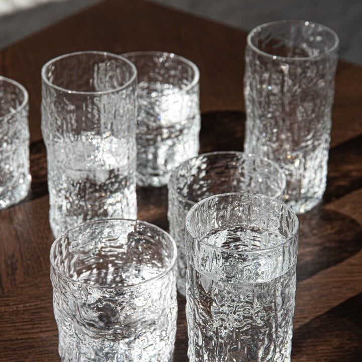 Woods-glass i ulike størrelser i strukturert klart glass.
