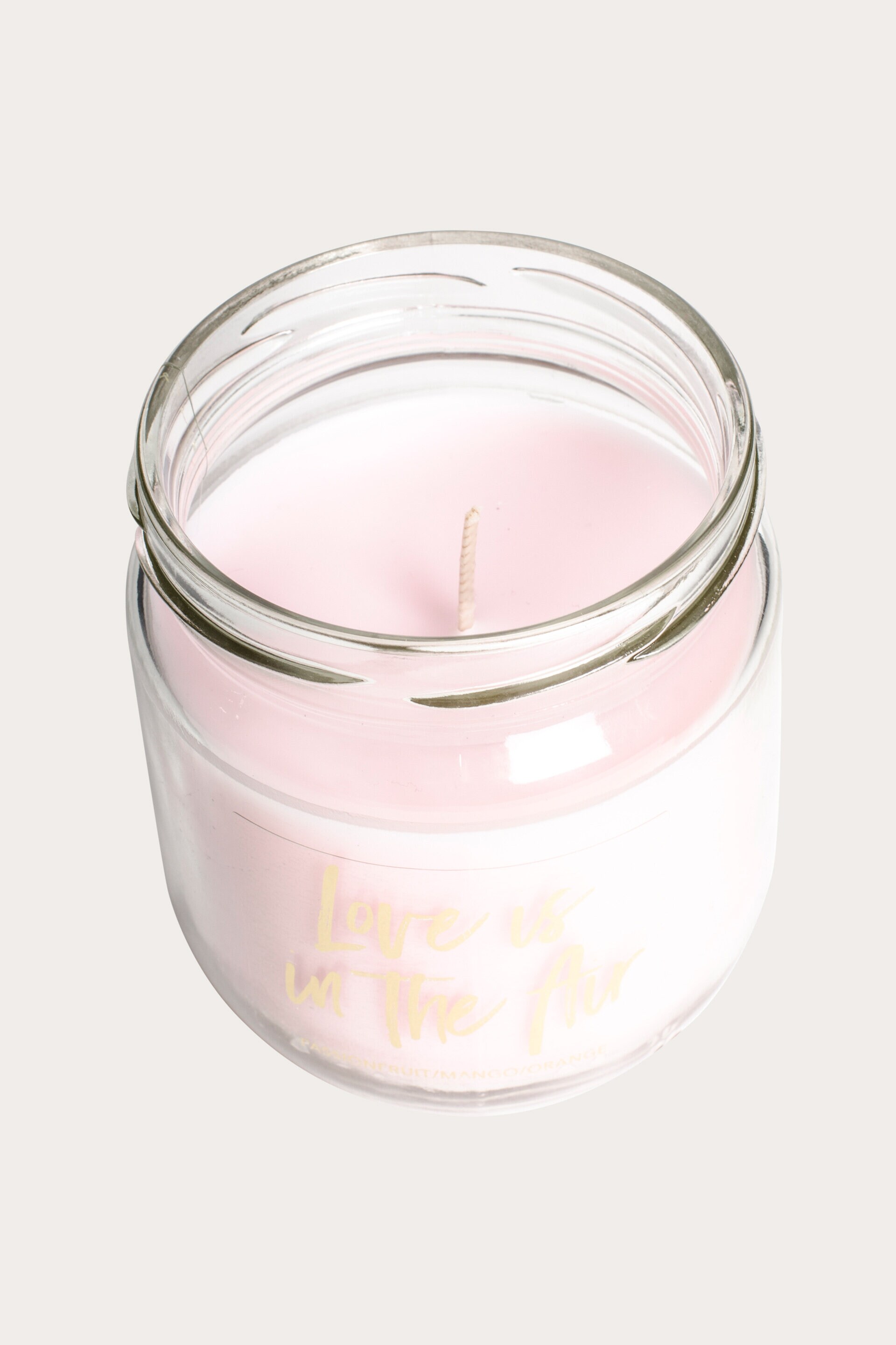 LOVE IS IN THE AIR scented candle